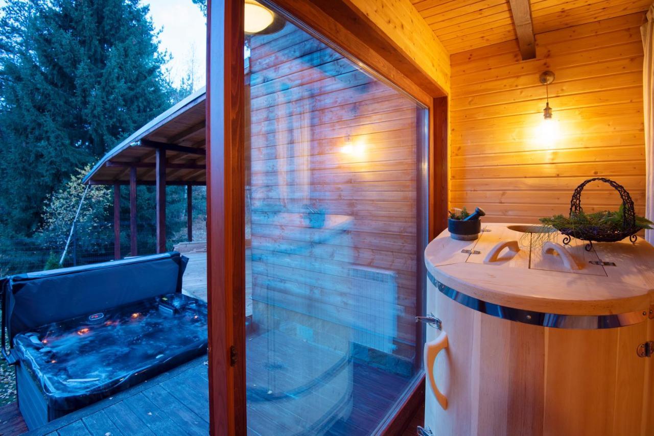 Pinus Villas Lodge With Private Jacuzzi & Phyto-Sauna Retreat Zheleznitsa Luaran gambar